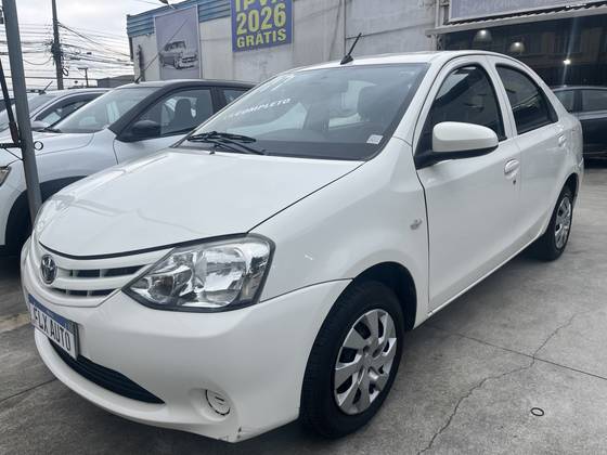 TOYOTA ETIOS 1.5 X SEDAN 16V FLEX 4P AUTOMÁTICO TOYOTA ETIOS 1.5 X SEDAN 16V FLEX 4P AUTOMÁTICO